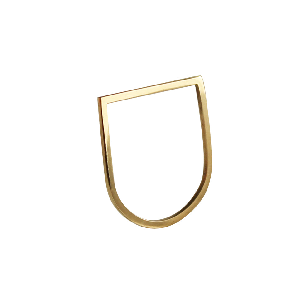 Alaska-recycled-9K-gold-ring-with-u-shape-by-Marie-Beatrice-Gade-flat-lay