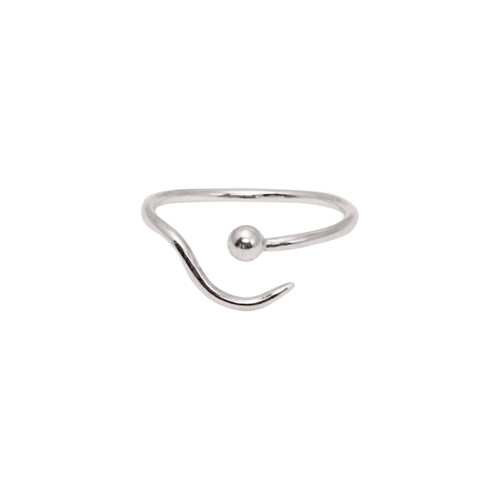 Apollo-open-ended-silver-ring-in-recycled-silver-by-MarieBeatrice-Gade-flat-lay
