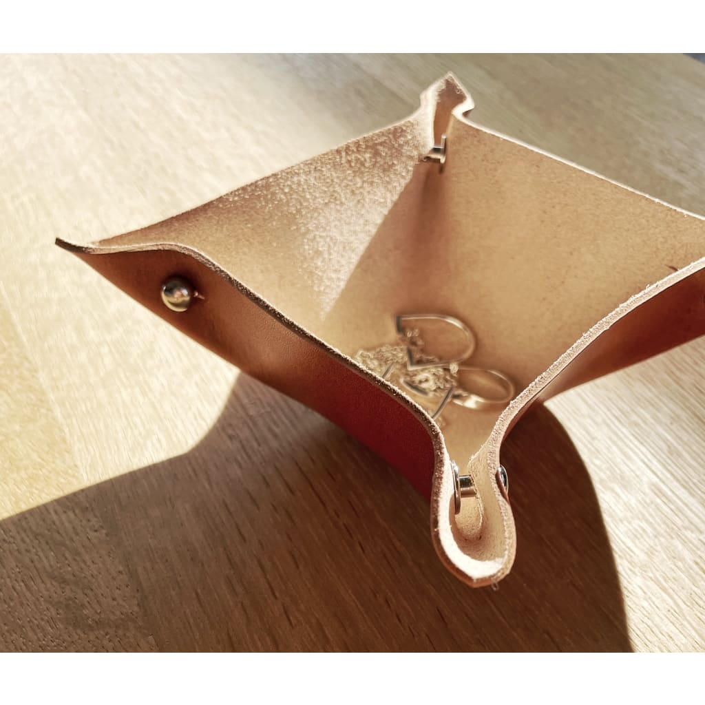 Handmade Eco-Friendly fine jewellery by Marie Beatrice Gade, COMO - Leather Travel Tray