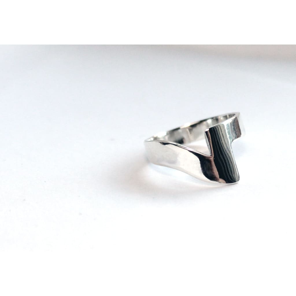 ELAIA-unisex-silver-ring-flatlay-by-Marie-Beatrice-Gade