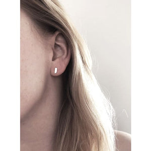 minimalistic-Irina-Earrings-by-M-of-Copenhagen-on-model