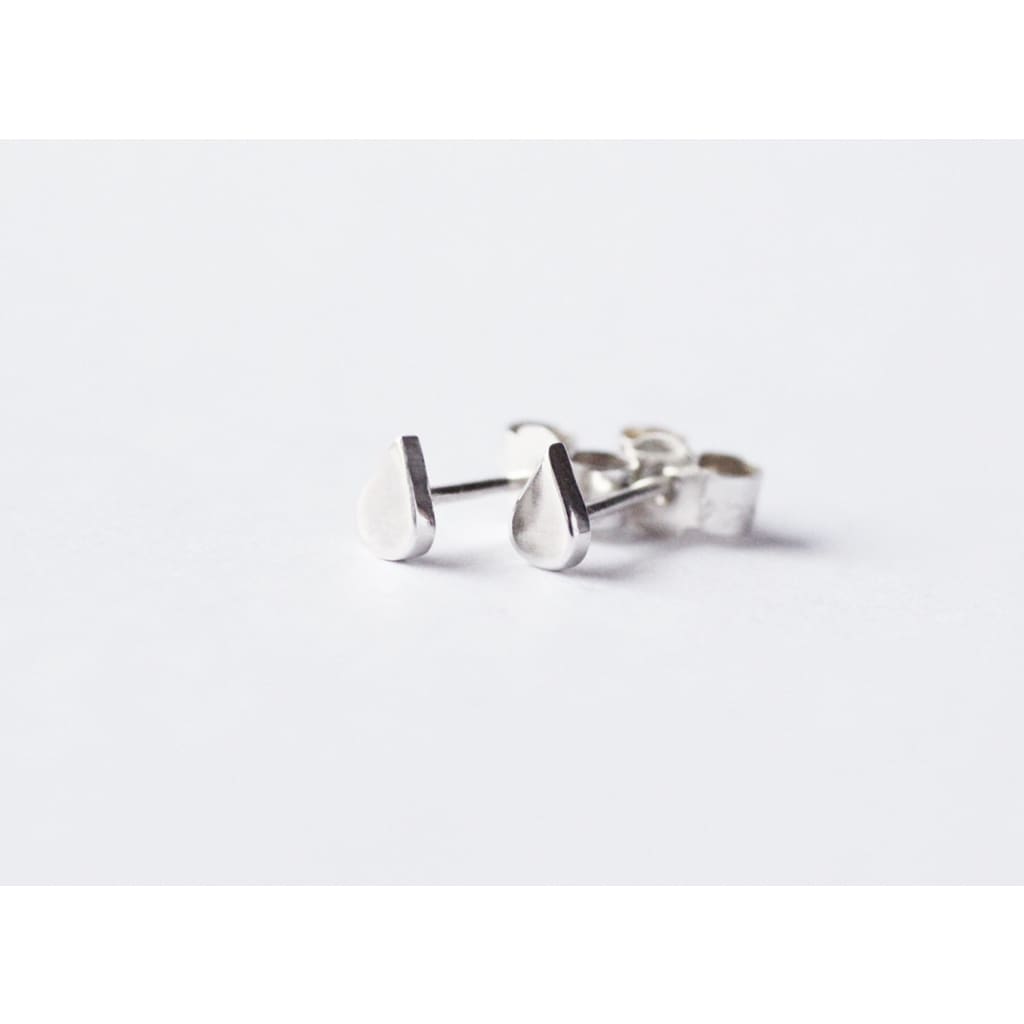 Recycled silver earrings Laguna Mini by M of Copenhagen laying  on white background