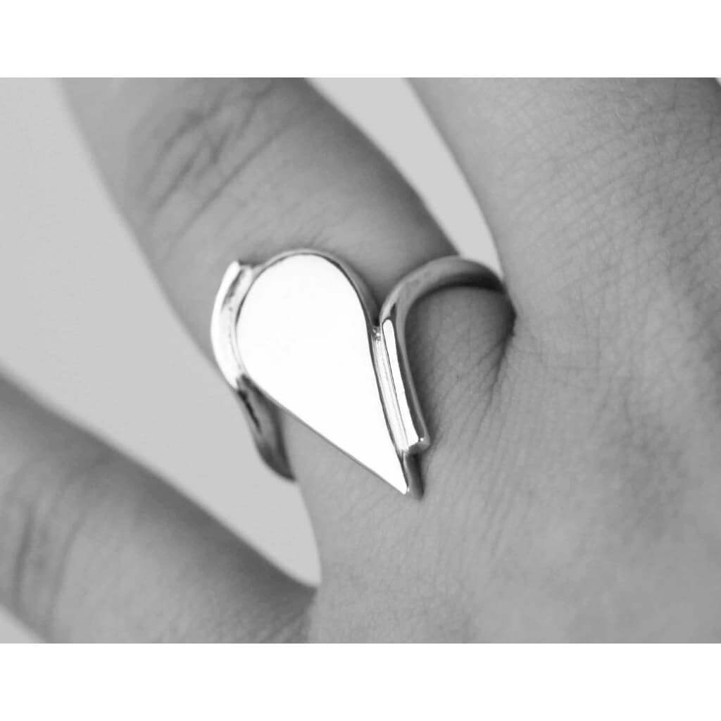 Laguna ring by M of Copenhagen shown on a hand