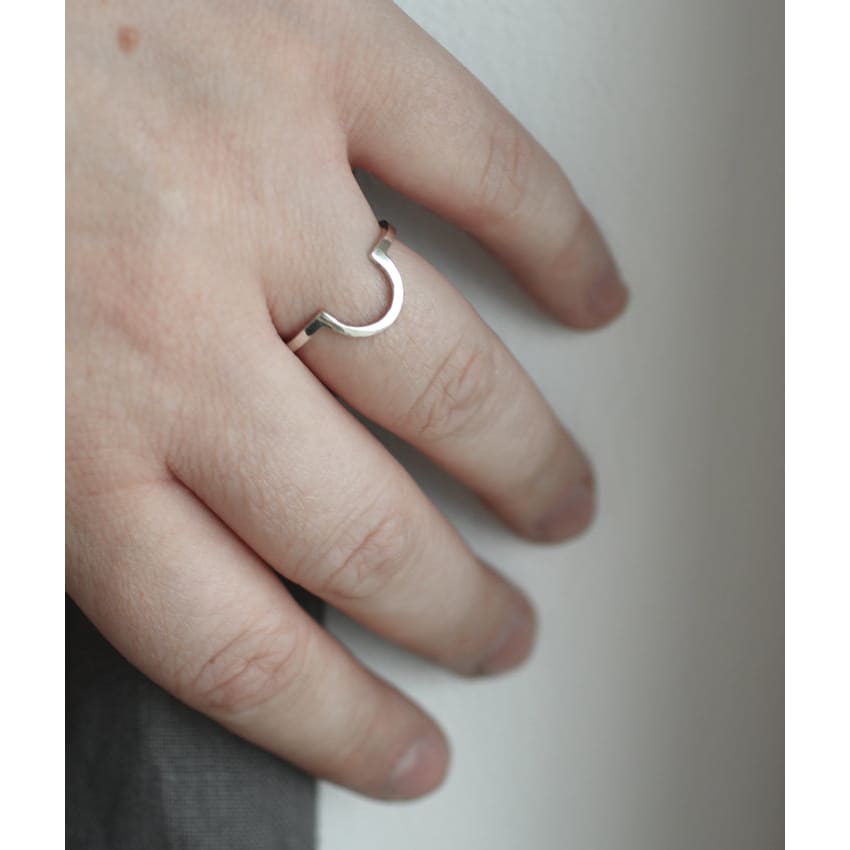Mykonos Ring by Eco jeweller M of Copenhagen on hand 2