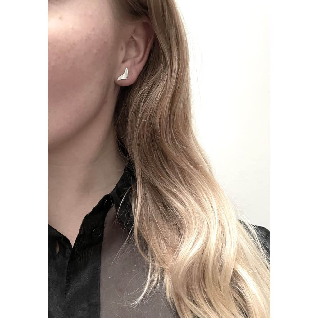 Handmade Eco-Friendly fine jewellery by Marie Beatrice Gade, ØEN Solid Earrings