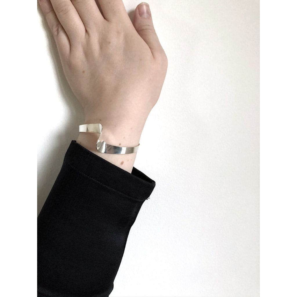 Handmade Eco-Friendly fine jewellery by Marie Beatrice Gade, VERA Bangle
