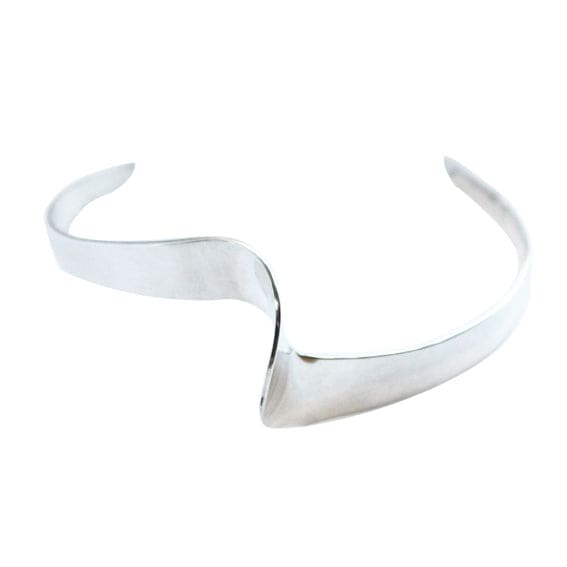 Handmade Eco-Friendly fine jewellery by Marie Beatrice Gade, VERA Bangle